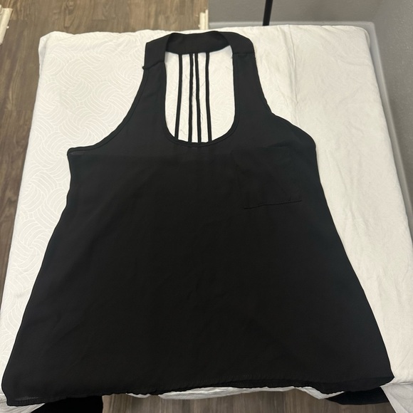 a'gaci Black Backless Sleeveless Tank Top - Picture 1 of 6